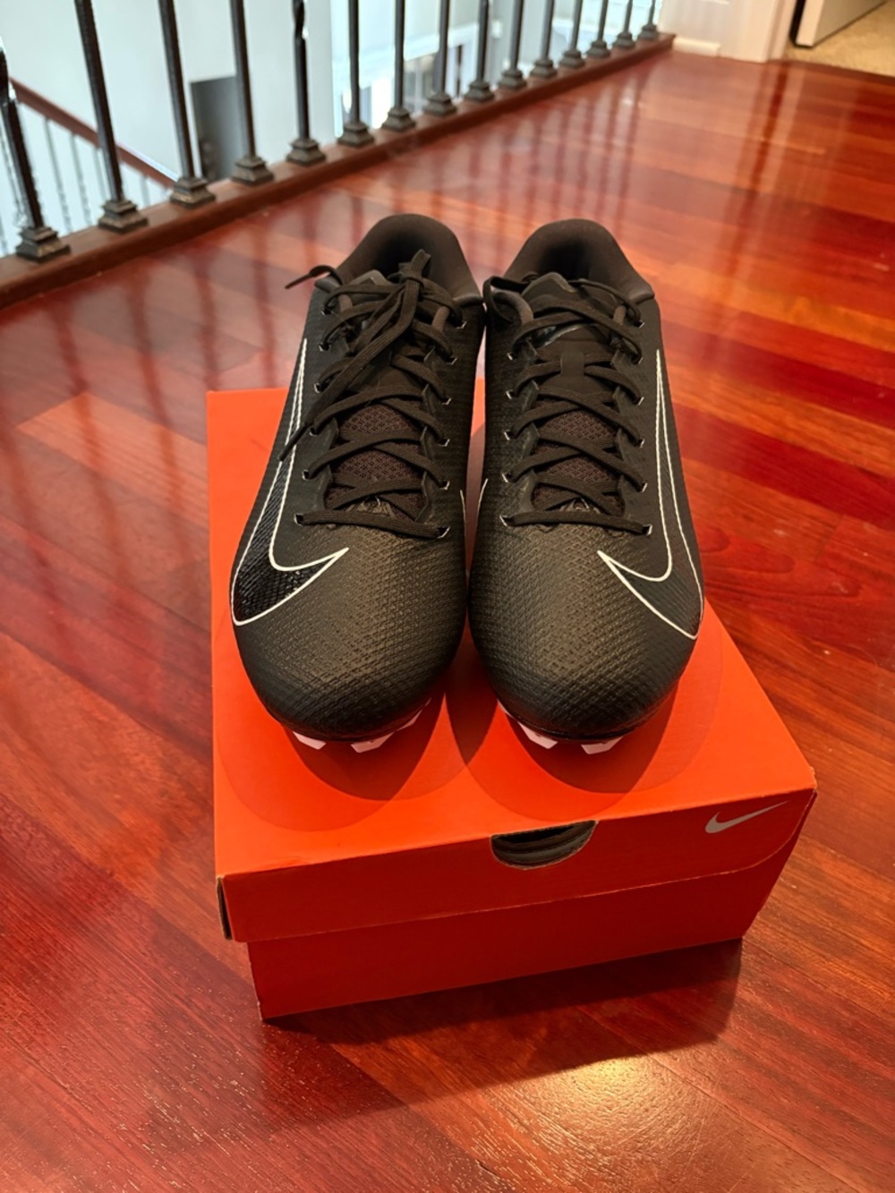 Nike Men’s Vapor Edge Team football cleats